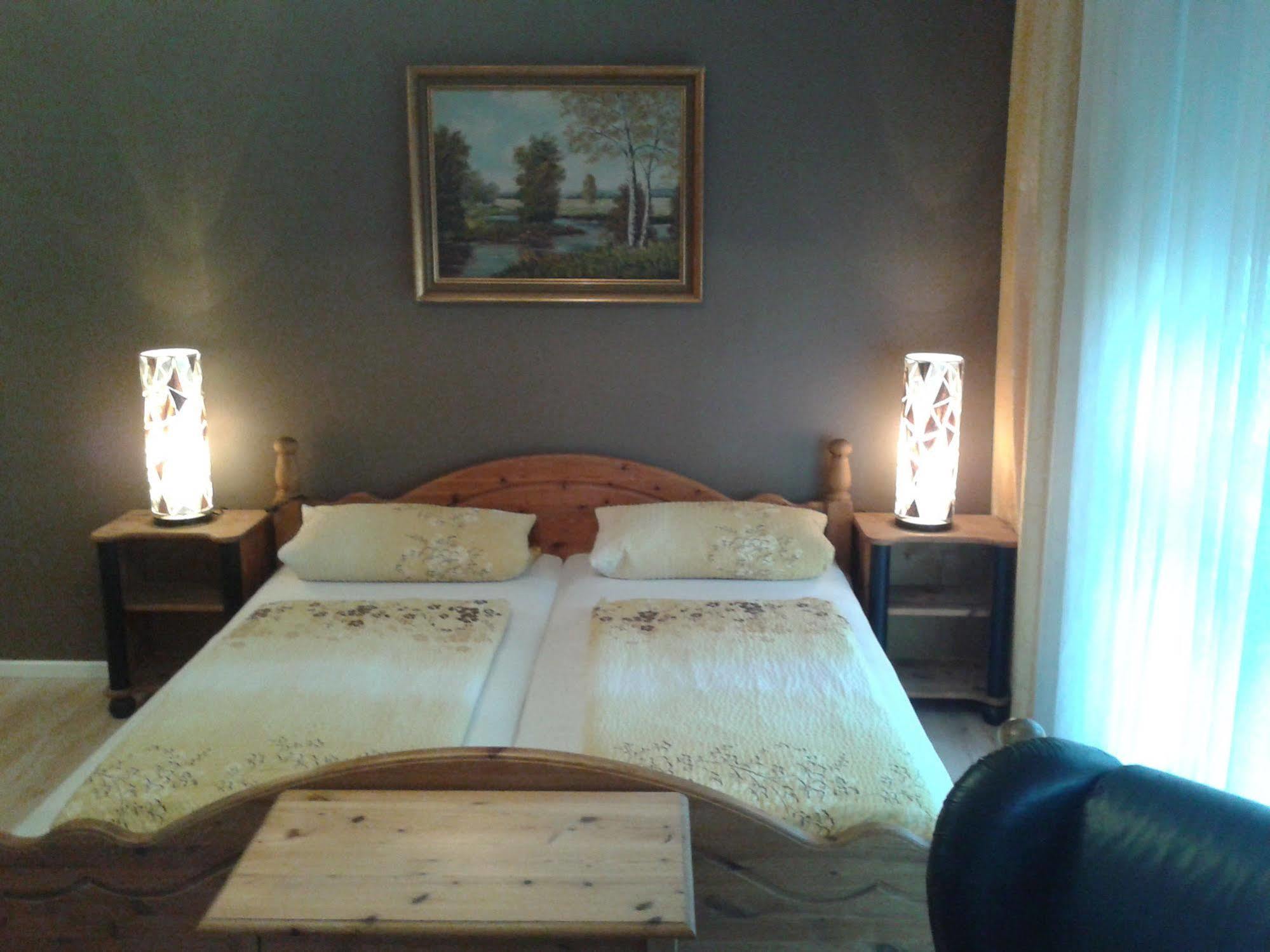 Hotel Und Appartementhaus Rheden Glienicke/Nordbahn Eksteriør billede