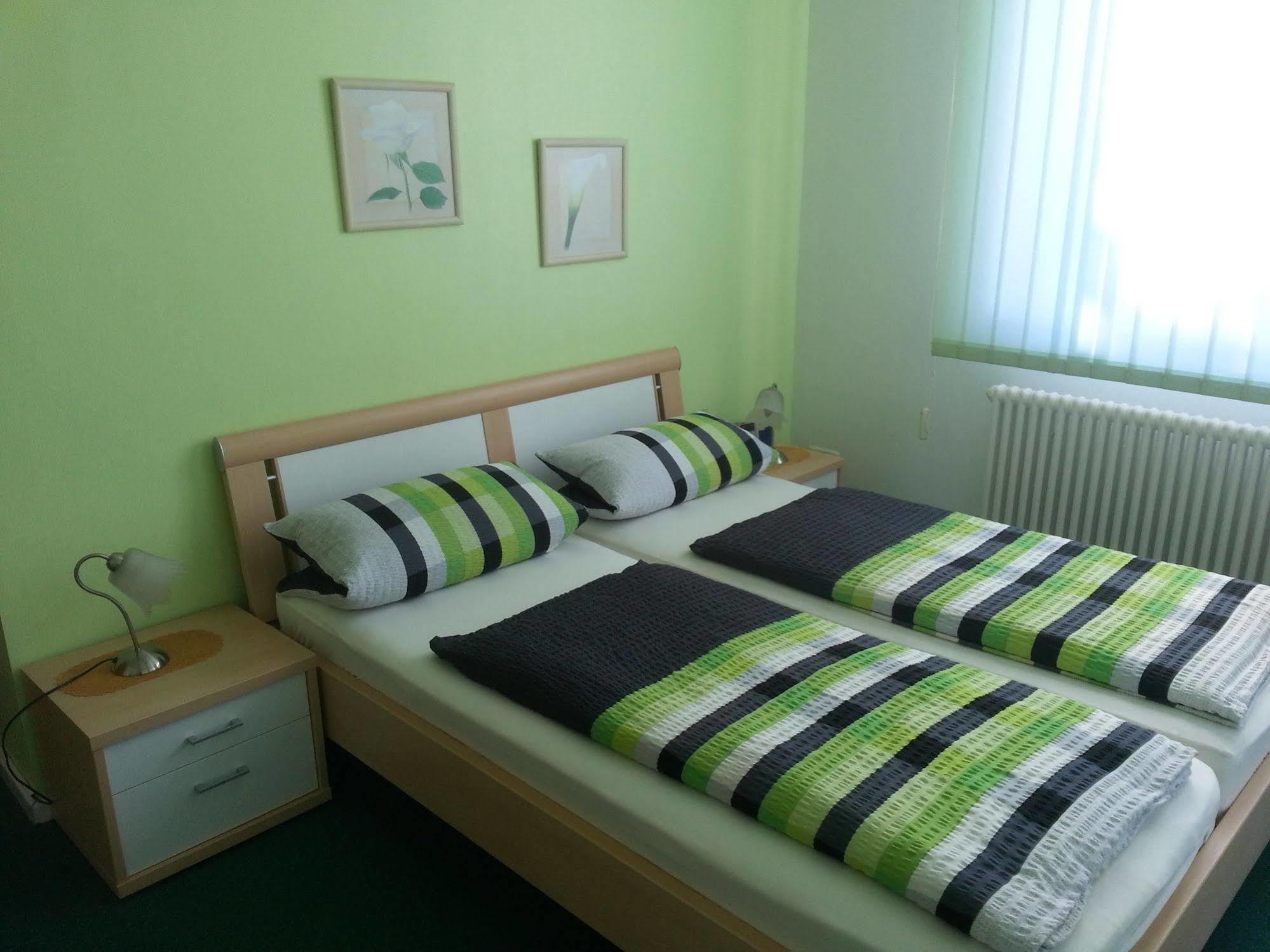 Hotel Und Appartementhaus Rheden Glienicke/Nordbahn Eksteriør billede