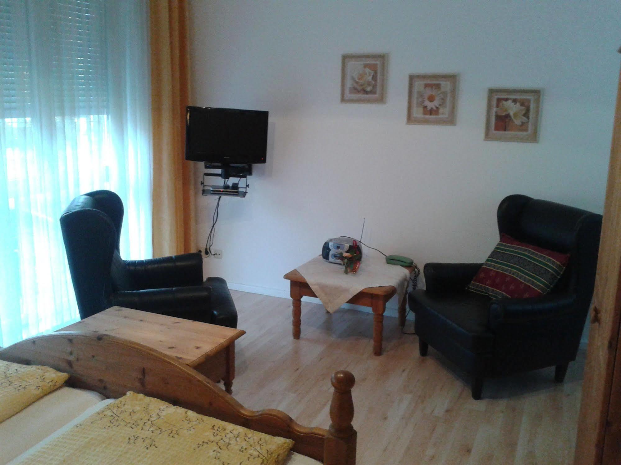 Hotel Und Appartementhaus Rheden Glienicke/Nordbahn Eksteriør billede